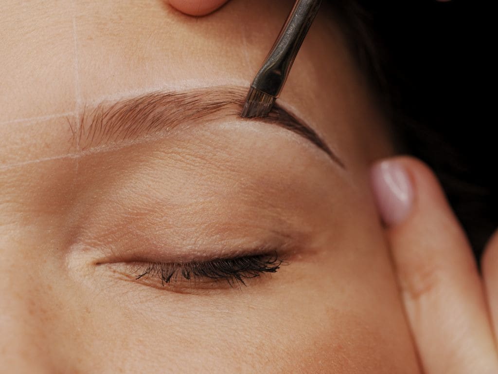 Depilación y Tinte de Cejas